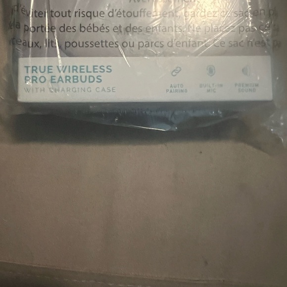 ART & SOUND TRUE WIRELESS PRO EARBUDS WITH CASE 10 HRS BLUETOOTH WHITE NIB - Picture 2 of 2